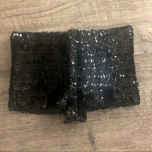 Black sequined shorts…💋